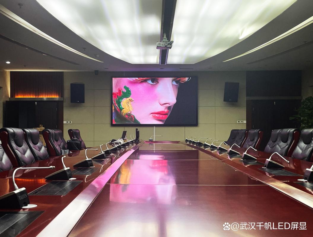 武汉LED大屏工程商怎么选？五个判断步骤，找到靠谱的洲明服务商